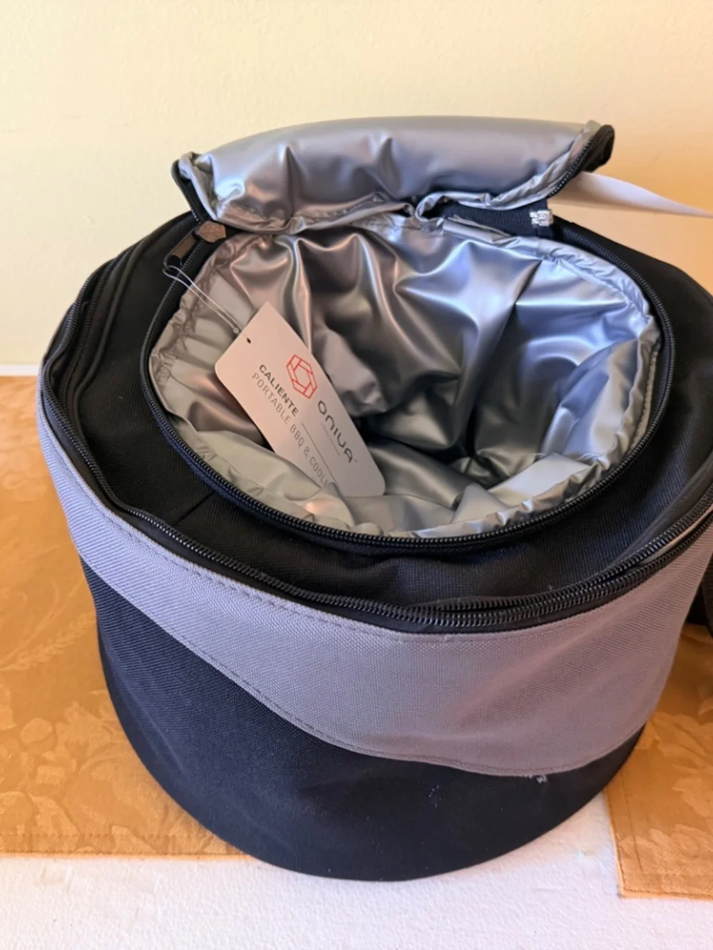 Oniva Portable BBQ Grill/Cooler - Picture 4 of 8